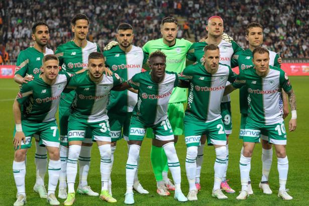 Konyaspor, Recep Uçar’la 18 yıl sonra ilki başardı