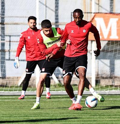 Sivasspor, Galatasaray maçının hazırlıklarına başladı