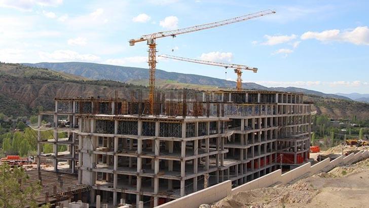 Çankırı'da vinçten düşen işçi yaşamını yitirdi