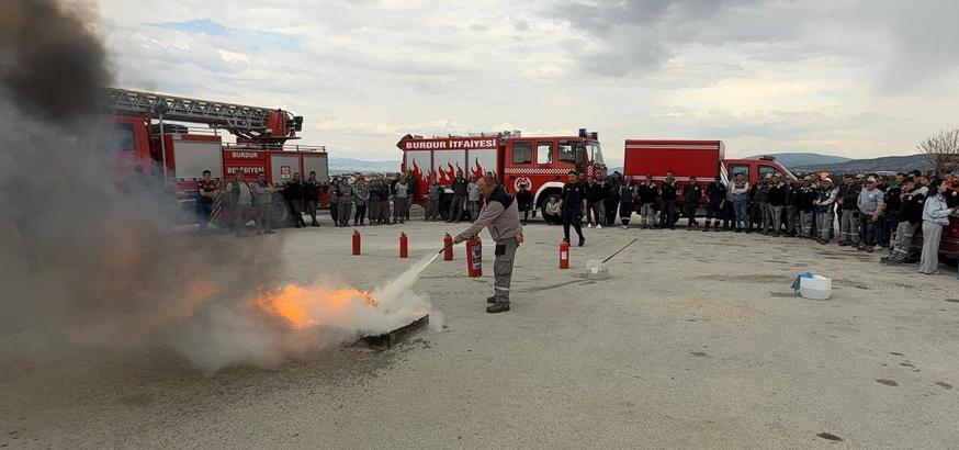 Belediye personeline yangın eğitimi