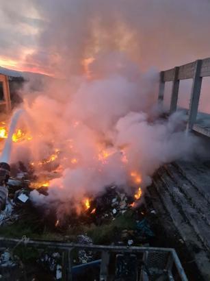 Balıkesir'de çöp döküm alanında yangın