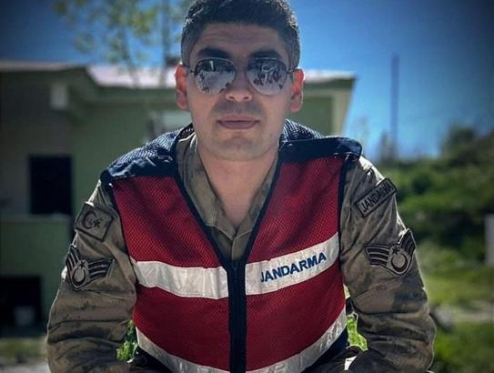 Halı saha maçı sonrası fenalaşan astsubay hayatını kaybetti