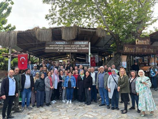 Şirince'de işgaliye artışı sonrası AK Parti'den esnafa destek