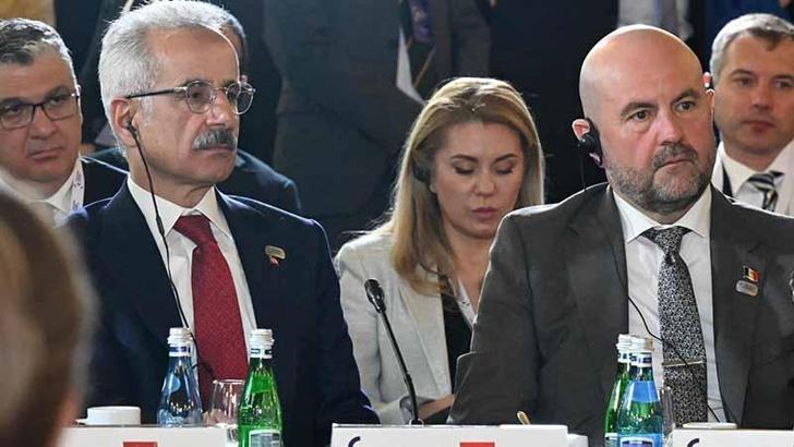 Bakan Uraloğlu, Üç Deniz Girişimi 10’uncu Zirvesi'nin açılış oturumuna katıldı