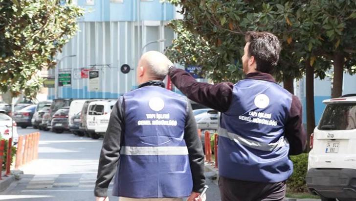 Başakşehir'de Çevre, Şehircilik ve İklim Değişikliği Bakanlığı ekiplerinden hasar tespit çalışması