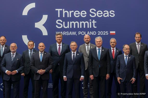 Bakan Uraloğlu: Üç Deniz Girişimi Stratejik Ortaklığı ülkemize hayırlı olsun