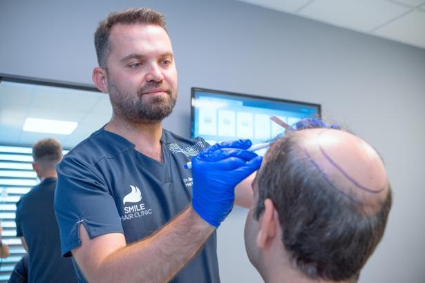 'Saç dökülmesi ilerlediyse, ilaçlar etkili olmaz'