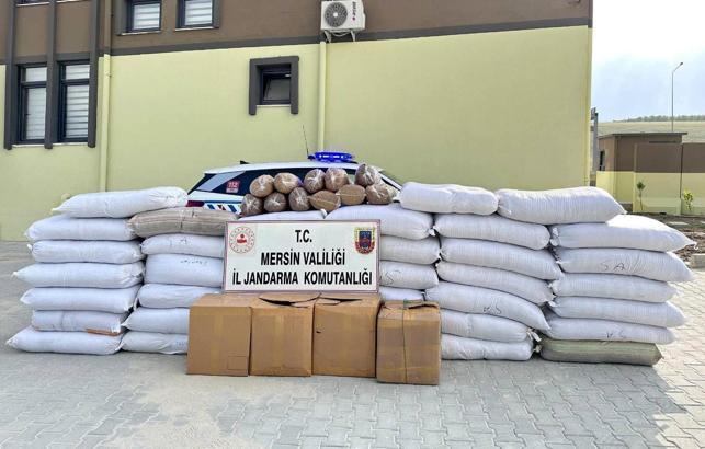 Jandarmadan kaçak tütün operasyonu: 3 gözaltı