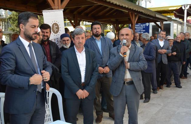 Korkuteli'de hacı adayları için uğurlama töreni