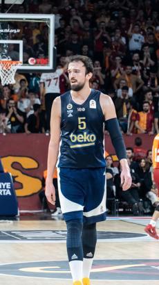 Sertaç Şanlı 6’ncı kez Final-Four’da forma giyecek