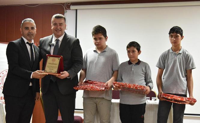 Okullar arası bilgi yarışması