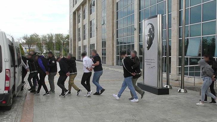 Uşak'ta uyuşturucuya 11 tutuklama