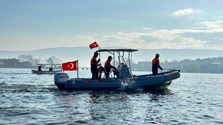 Uluabat Gölü'nde kaçak avlanan 30 kişiye 427 bin TL ceza