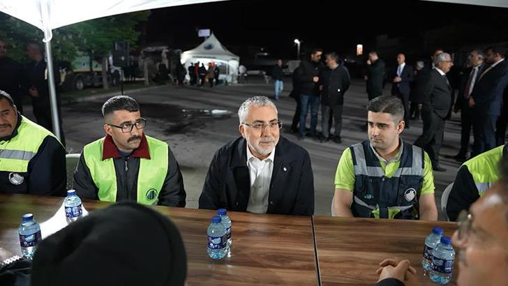 Bakan Işıkhan, işçilerle buluştu