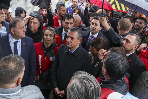İstanbul- Özgür Özel: Bir ülkede meydanlar özgürse demokrasi vardır