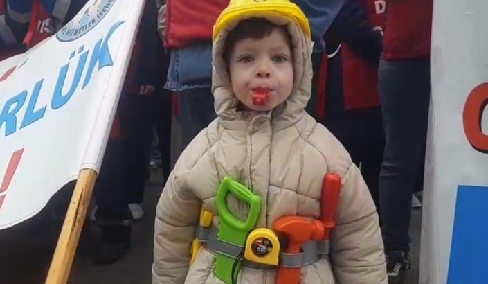 Bandırma’da 1 Mayıs coşkuyla kutlandı