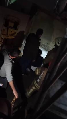 İstanbul - Sultangazi’de asansör boşluğuna düşen kişi hayatını kaybetti