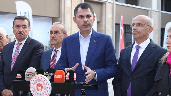 Bakan Kurum: Özgür Bey etrafına baksın yapılanları iyi görür