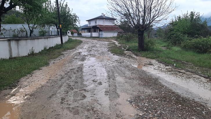 Karabük’te sağanak yağış etkili oldu