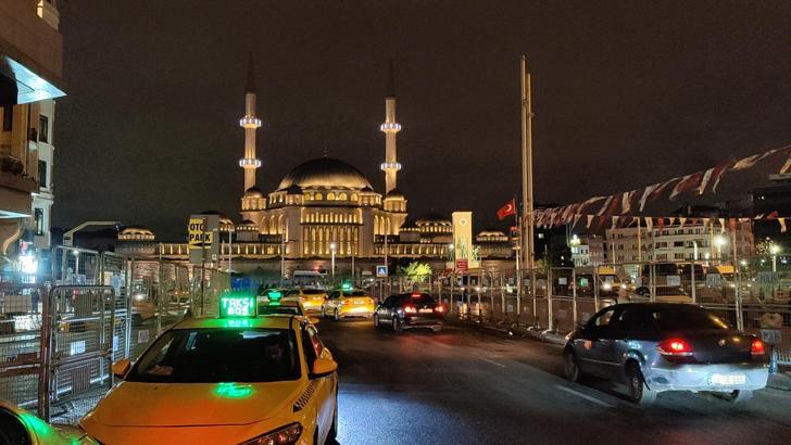 İstanbul - Şişli ve Beyoğlu'nda 1 Mayıs önlemleri kaldırıldı