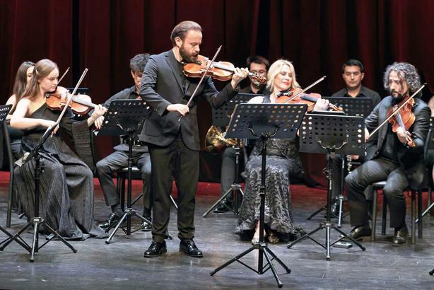 Antalya'da 'Dostum Mozart' gecesi