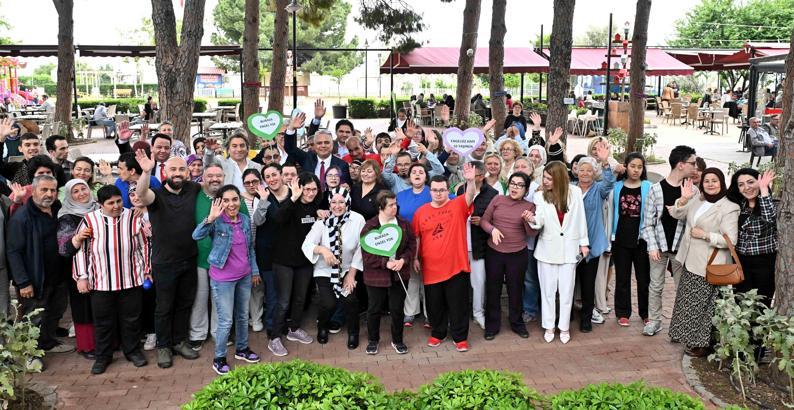 Engelsiz Kafe 10 yaşında