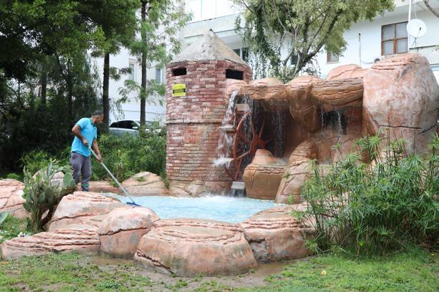 Süs havuzları yaz sezonuna hazırlanıyor