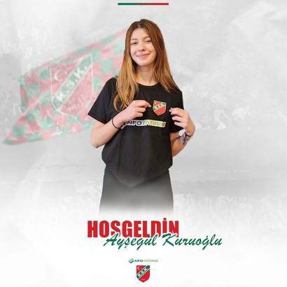 Karşıyaka voleybolda takviye yaptı