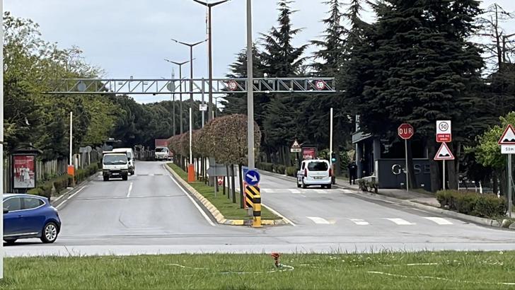 Şüphelilerin aracını lastiklerine ateş ederek durdurdular