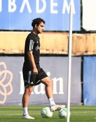 Genç stoper Aytuğ Batur Kömeç’e talip çok