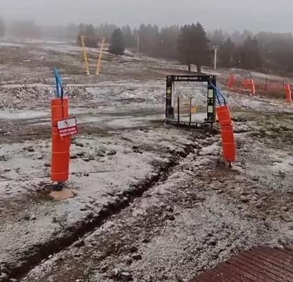 Uludağ'a mayıs ayında kar yağdı