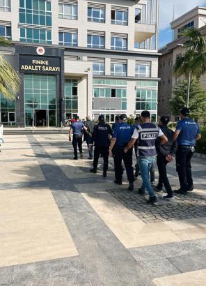 Eğlence mekanındaki kavgada uzman çavuş ağır yaralandı