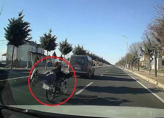 Trafikte makas atan motosiklet sürücüsüne 28 bin TL ceza