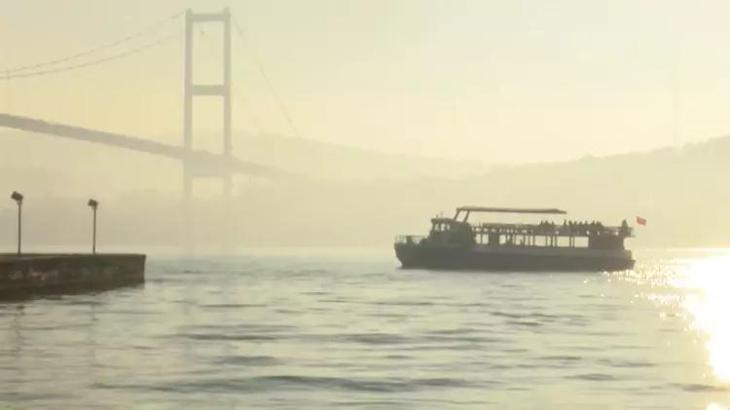 İstanbul Boğazı gemi trafiği  sis nedeniyle geçici olarak askıya alındı