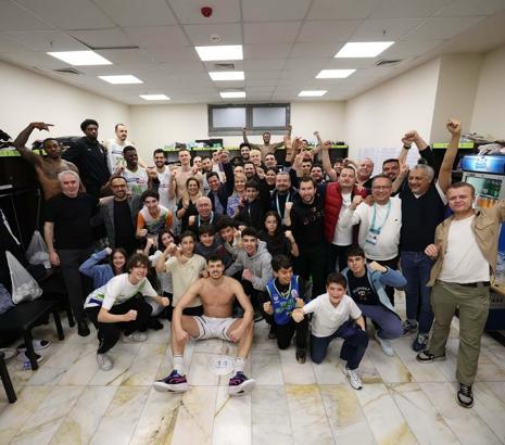 Merkezefendi’den tarihi galibiyet, Fenerbahçe'nin 21 maçlık kazanma serisine son verdiler