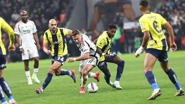 Beşiktaş, şampiyonluk yarışındaki Galatasaray'dan sonra Fenerbahçe'yi de yenmek istiyor