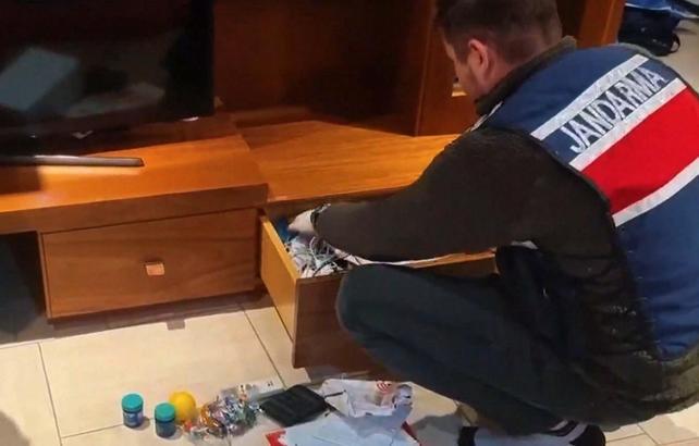 Çanakkale merkezli tefeci operasyonunda 7 tutuklama