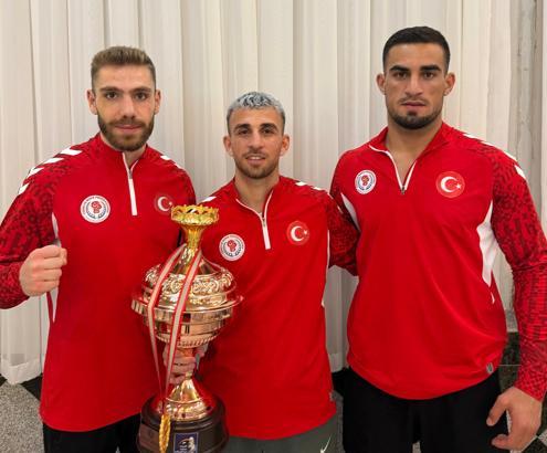 Milli boksörler İran’da 4 madalya kazandı