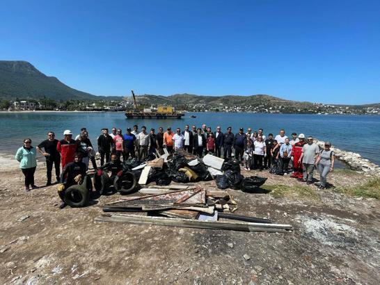 Bodrum’da sahil temizliği
