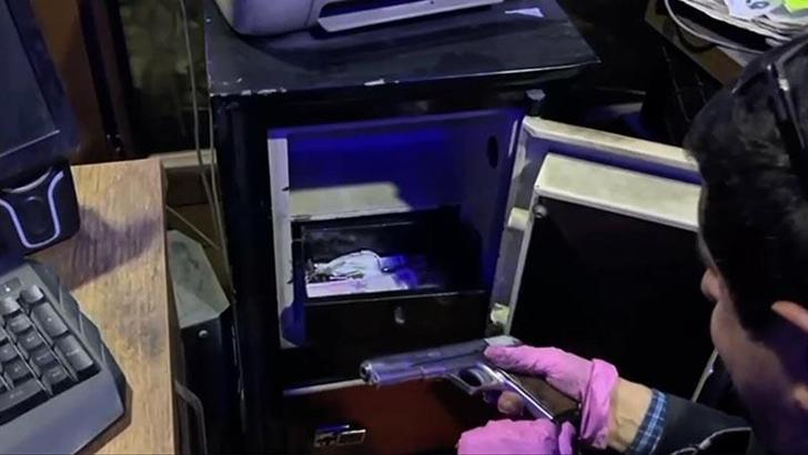 İzmir'de yasa dışı silah ticaretine 1 tutuklama