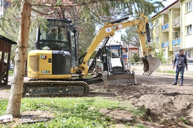 Sivas'ın park ve bahçeleri yenileniyor