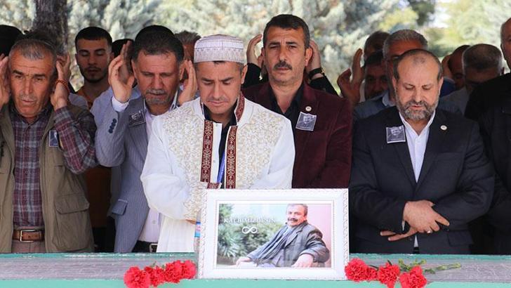 Sırrı Süreyya Önder için Diyarbakır’da gıyabi cenaze namazı kılındı