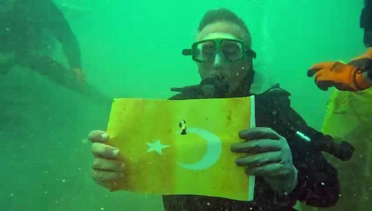 Deniz dibi temizliğinde 1 ton atık çıkarıldı (2)