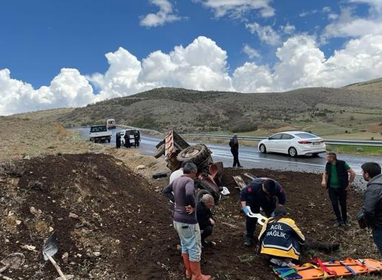 Kayseri’de gübre yüklü traktör devrildi: 1 yaralı