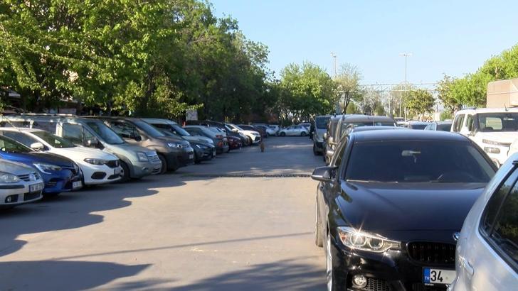 İstanbul - Pazar günü sıcak havayı fırsat bilenler park ve sahillere akın etti