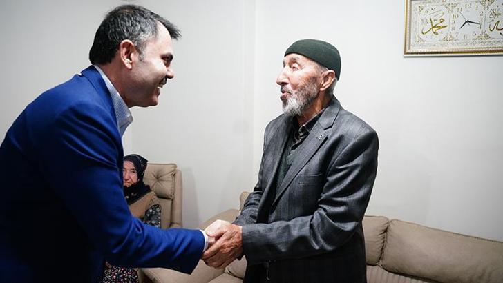 Bakan Kurum, köy evine konuk oldu