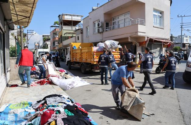 Mersin’de halk sağlığını tehdit eden ürünler toplatıldı
