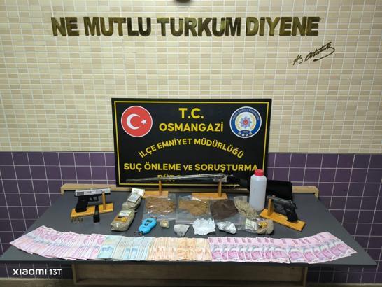 Bursa'da uyuşturucu ve silah ticareti operasyonunda 3 tutuklama