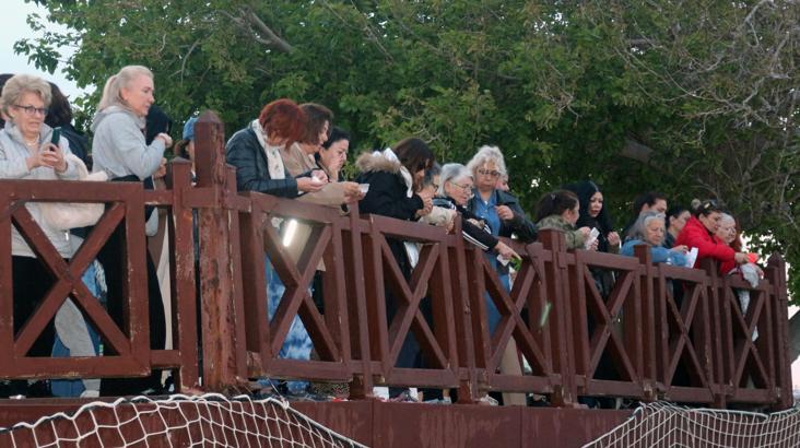 Antalya’da Hıdırellez coşkusu; dilekler denizle buluştu