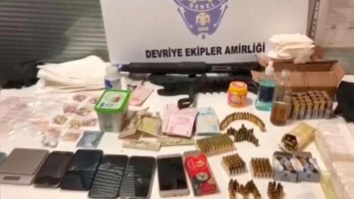 Sultangazi'de kaportacıya uyuşturucu operasyonu: 2 gözaltı